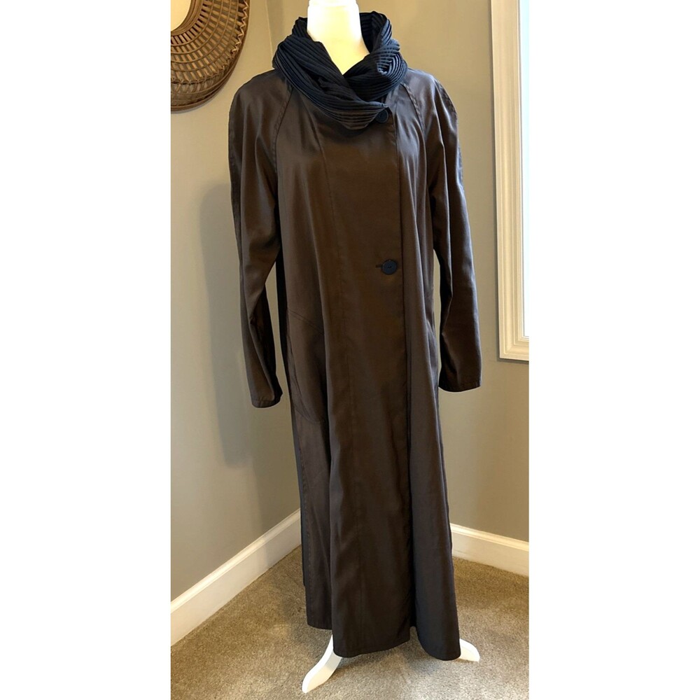 Mycra Pac Raincoat Donatella Reversible Pleated Hood Black/Brown Size 0-P